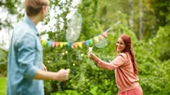 Street Badminton with No Rules